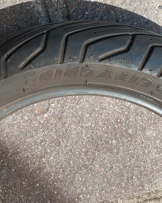 Pneumatico moto usato buono 120/70-13