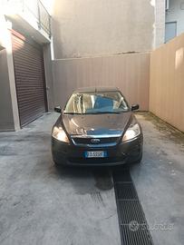 Ford focus 1.6 110cv del 2010