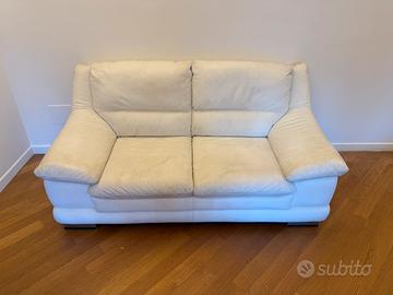 Coppia divani chateau d'ax vera pelle bianco