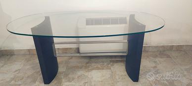 Tavolo in vetro