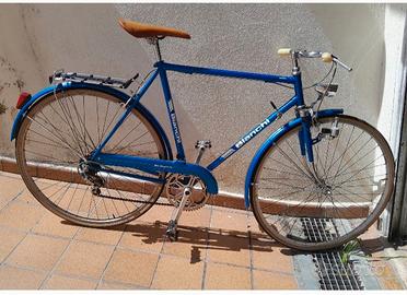 Bicicletta bianchi ghisallo