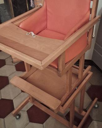 Seggiolone in legno