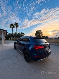 Audi Q5 35 TDI quattro S tronic Business Advanced 
