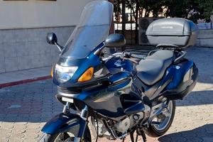 Honda deauville 650 cc