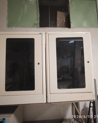 armadi rack a muro in acciaio grigio RAL7035,