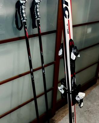 Sci, scarponi e bacchette