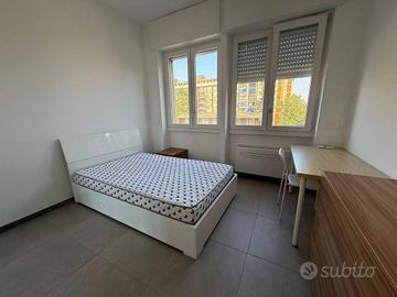 Stanza in appartamento di 70 m² a Milano