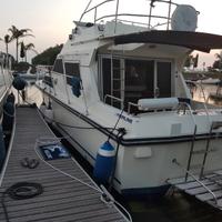 Natante Fairline 32 Fly