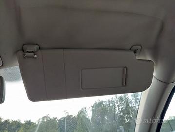 Aletta parasole destra VOLKSWAGEN GOLF 5 del 2004