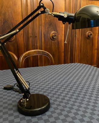 Lampada da tavolo