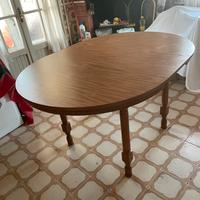 Tavolo tondo allungabile marrone