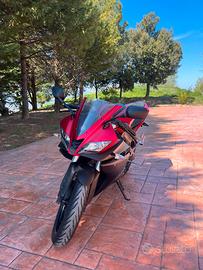 YAMAHA YZF R125