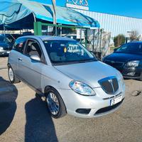 Lancia Ypsilon 1.2 Argento