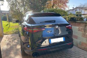 Alfa Romeo Stelvio Q4