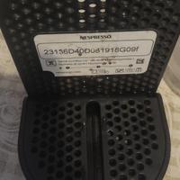 Inissia Nespresso De Longhi. Serbatoio e vaschetta