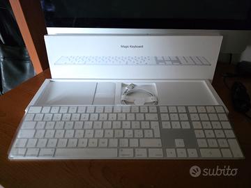 Apple Magic Keyboard 