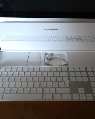 Apple Magic Keyboard 