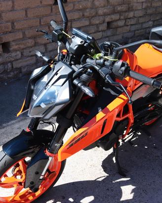 KTM Duke 390 (2025)