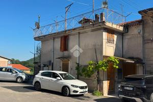 CASA SEMINDIPENDENTE A CASTIGLIONE DEL GENOVESI