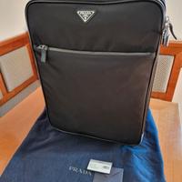 Trolley da uomo Prada Cabin Bag nuovo mai usato
