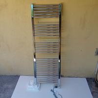 Termoarredo scaldasalviette bagno in acciaio