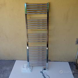 Termoarredo scaldasalviette bagno in acciaio