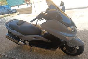 Yamaha Tmax 500