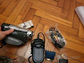 Videocamera Samsung digitale vintage