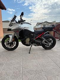 Ducati Multistrada V4S