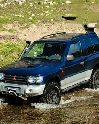 Mitsubishi Pajero V20 Target 2800 