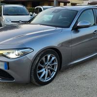 Alfa Romeo Giulia 2.2 160 CV AT8 - 2021