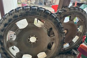 Ruote trattore agricolo