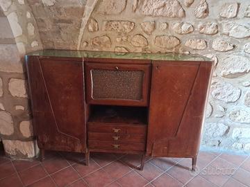 Credenza vintage in legno antico