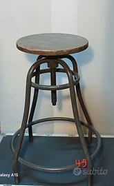 Sgabello industriale