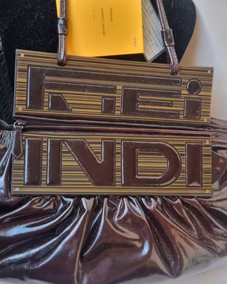Borsa /clucht  Fendi  To you