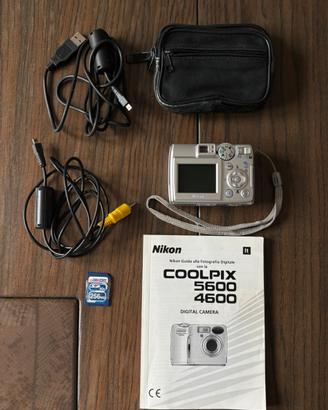 Fotocamera Digitale Vintage Nikon Coolpix 4600 kit
