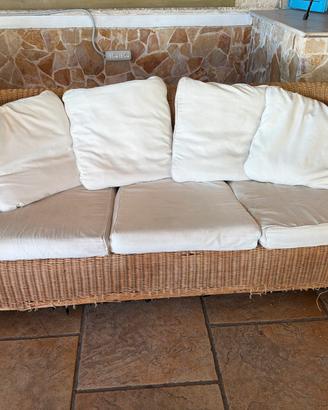 Divano 3 posti in rattan naturale con cuscini