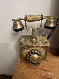 Telefono antico collezione