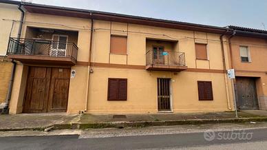 Pabillonis - Indipendente giardino e posti auto