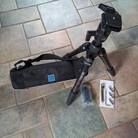 Tripod Benro Mg aluminium Nuovo.