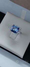 Anello oro bianco, diamanti e Tanzanite 