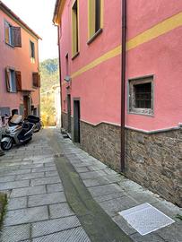 Cantina con possibilità di ricavarne un rustico