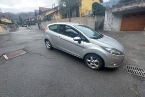 ford fiesta 1.2 benzina ok neopatentati 