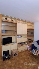 Mobili da soggiorno doppia facciata