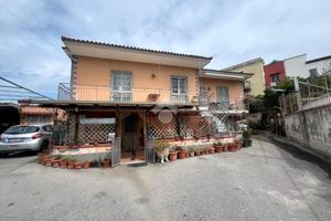 CASA INDIPENDENTE A ERCOLANO