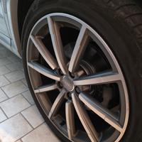 cerchi audi rs 19 originali Q3/Q2/A3 NUOVI 