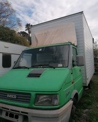 Daily Iveco 35-10 anno 1996 276.000 km