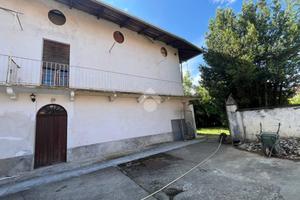 CASA DI CORTE A SAN FRANCESCO AL CAMPO