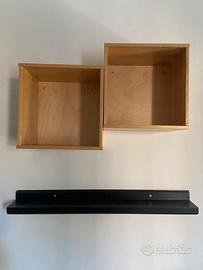 5 mensole IKEA in legno e nero