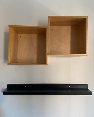 5 mensole IKEA in legno e nero